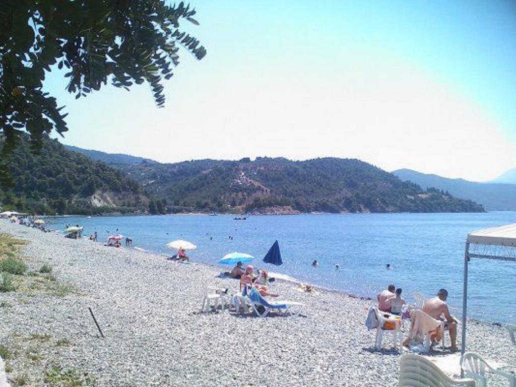 Rent Rooms Alexiou Limni  Номер фото