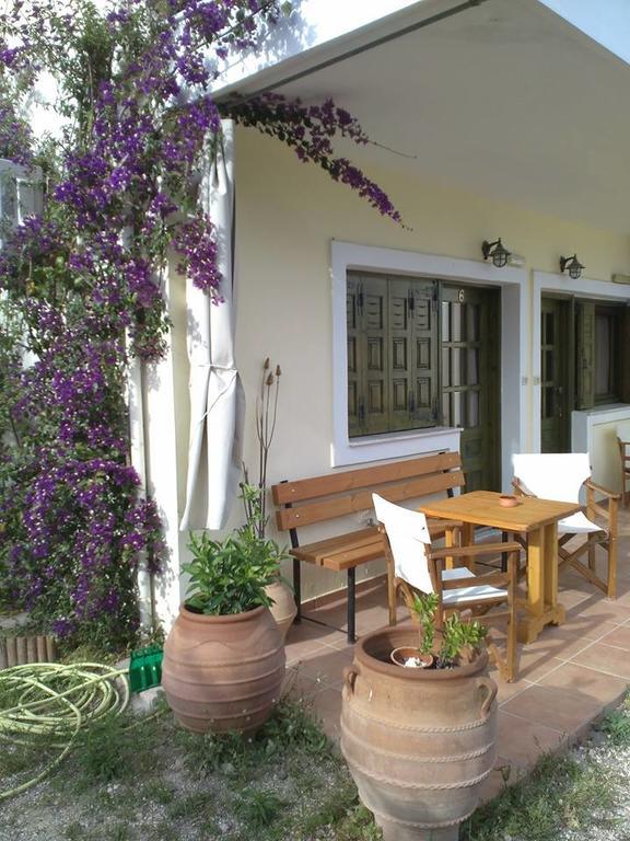Rent Rooms Alexiou Limni  Экстерьер фото