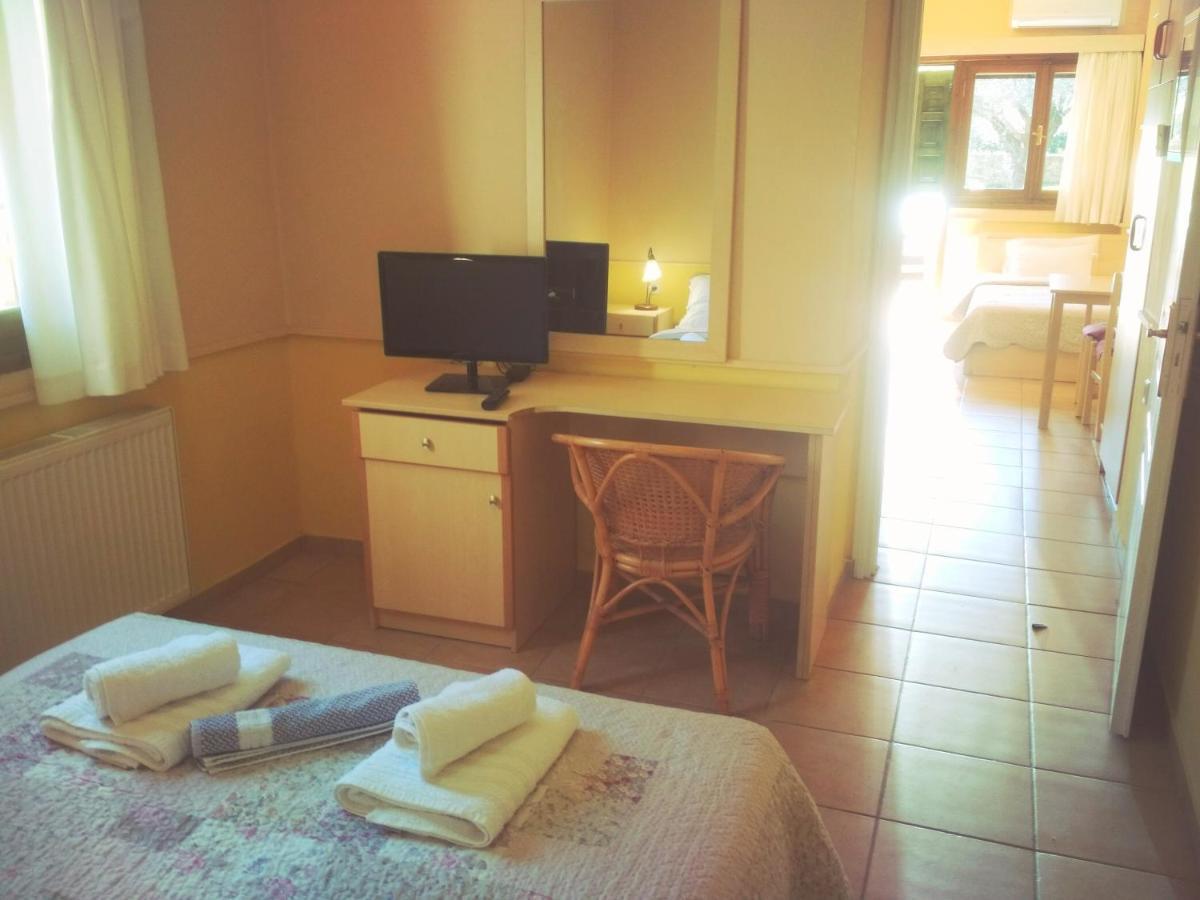 Rent Rooms Alexiou Limni  Экстерьер фото
